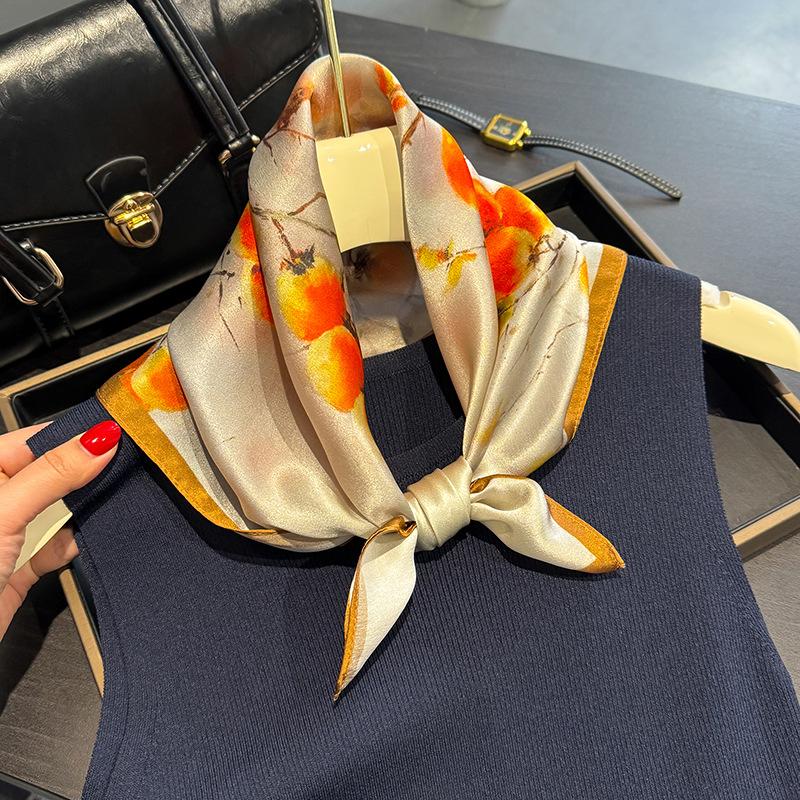 Ethnic style, niche design sense, elegant printing square scarf, decorative small scarf, high-end sense, trendy temperament, silk silk scarf