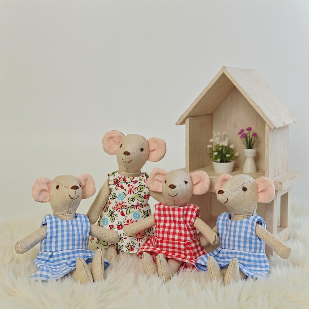 Nordic Style Mouse Hand Puppet Polyester Plush Toy Toy Story Comforter for & Early Learning Educational Birthday Gift