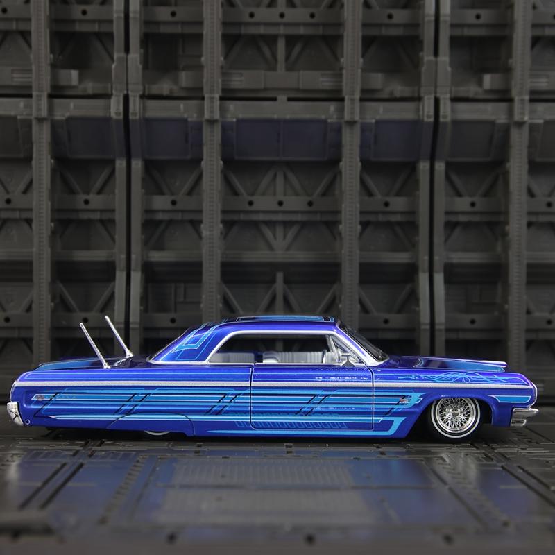 AABHC1 1:26 Симуляция Chevrolet Impala SS 1964 года, литая модель автомобиля, ornament с открывающимися дверями и капотом