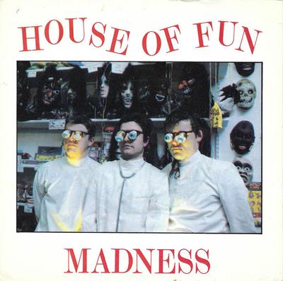 7-дюймовая пластинка MADNESS - House Of Fun BUY146 Stiff Records 1982 UK Рок Б/У