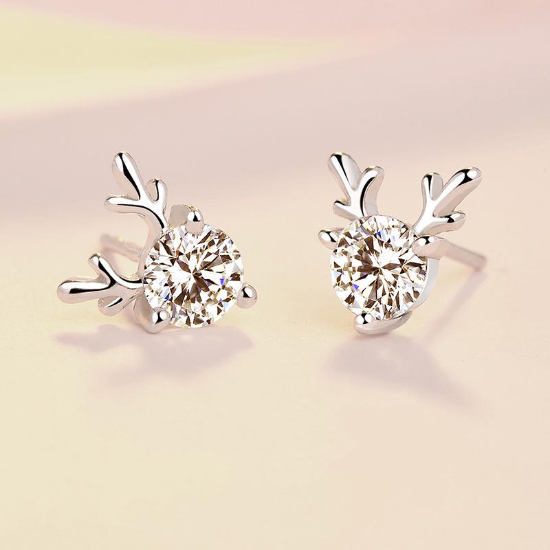 Yilu You Ears Studs for Women's Simple and Compact Elk Earrings New Year Trend
