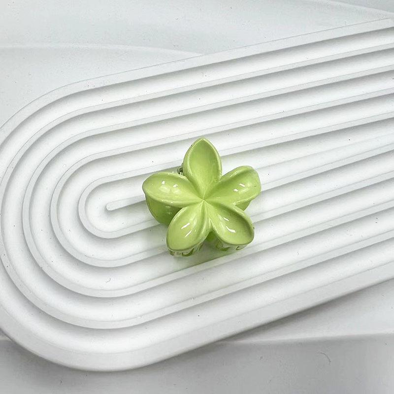 Европейский и американский Франжипани 4 см Модный зажим-краб для волос для пляжного отдыха