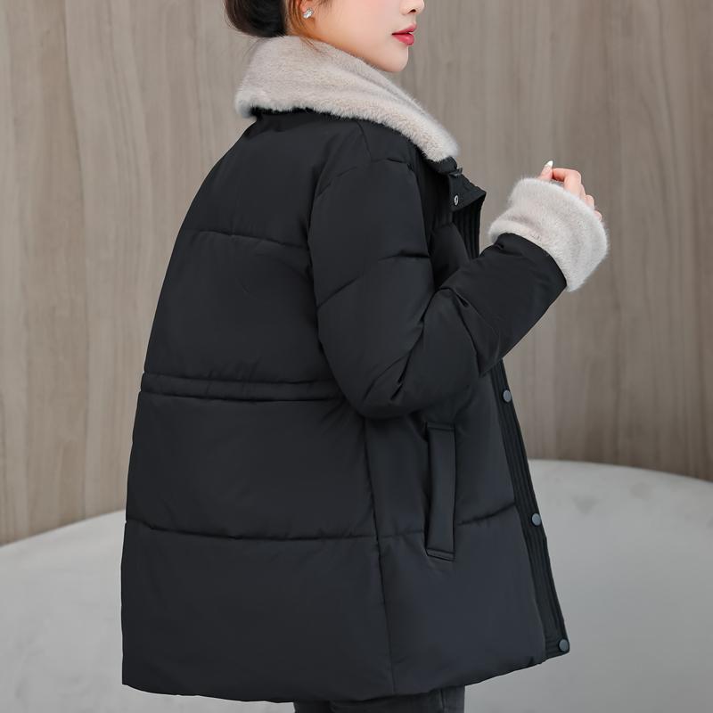 Fashion Winter Coat Female Warm Parkas Faux Fur Collar Casual Thick Women Jackets