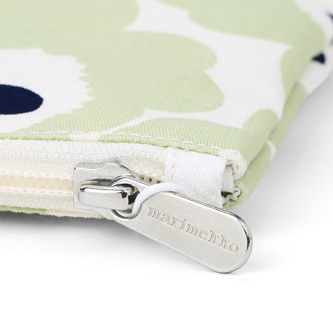 Косметичка Marimekko Mini Unikko Kaika, 21x14 см (Темно-синий x Кремовый x Шалфейный) 073355 165. Эта стильная косметичка с цветочным узором имеет