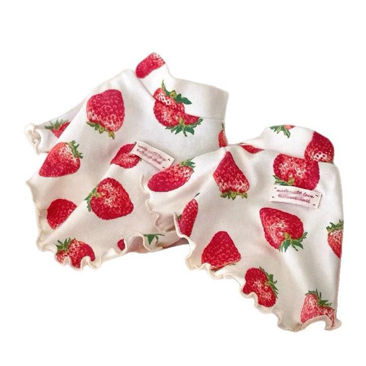Pet Spring Strawberry Base Vest Cat and Puppy Home Base Shirt Strawberry Printed T-shirt Pet Clothes Cute Small Dog