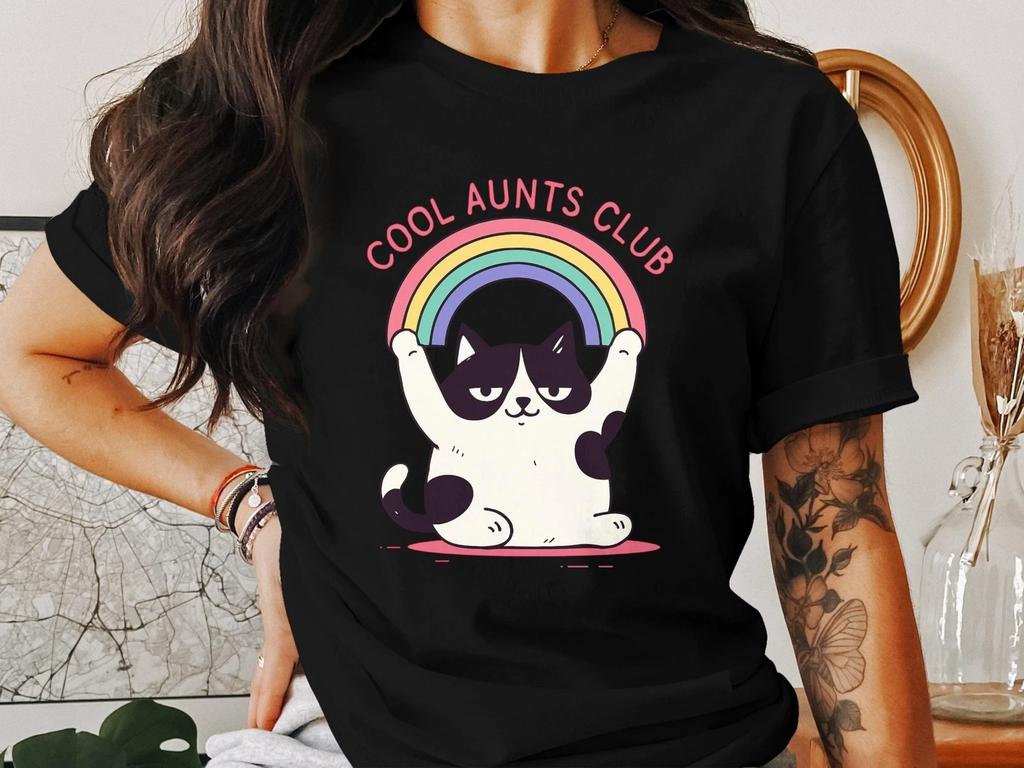 Cool Aunts Club T-Shirt, Fun Gift for Aunt, Cute Auntie Shirt, Family Tee