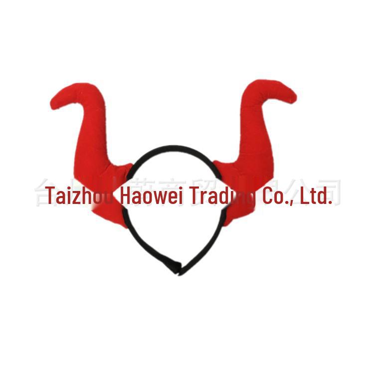 Головной убор из черного бычьего рога - аксессуар для костюма ведьмы на Хэллоуин