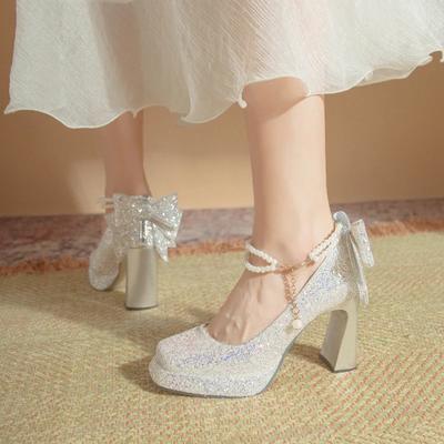 Модные туфли-лодочки на высоком каблуке с серебряными блестками для женщин, элегантные свадебные туфли с ремешком на щиколотке и жемчугом, женские туфли Мэри Джейн на толстом каблуке для банкета