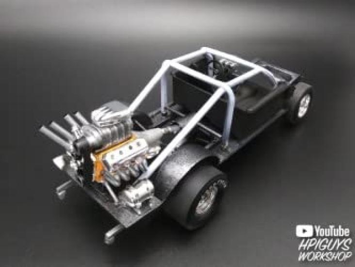 Пластиковая модель выставочного автомобиля MPC Dirt Wheel Standing Drag Car MPC974 1/25 LA