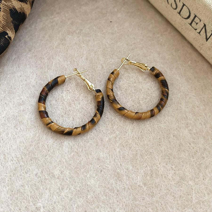 Серьги-пусеты Silver Needle Leopard Resin Geo Round, в стиле ретро Myer, нишевый дизайн для женщин