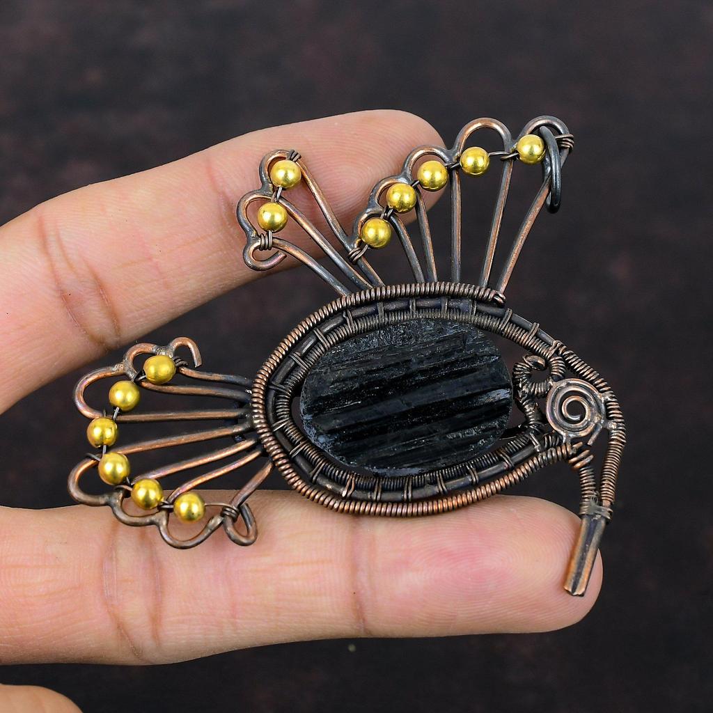 Черный турмалин грубый кулон медная проволока обернутый кулон ручной работы птица кулон медная проволока ювелирное изделие подарок для мамы драгоценный камень кулон для женщин