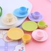 Набор тарелок и чашек однотонного цвета с набором для крема своими руками и детским чехлом для телефона с резинками для волос и фруктовыми заколками