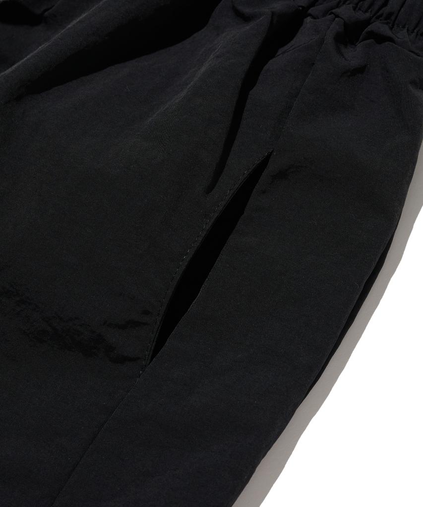 CARGOBROS FOR WOMAN Summer Light Nylon Elastic Shorts (Black)