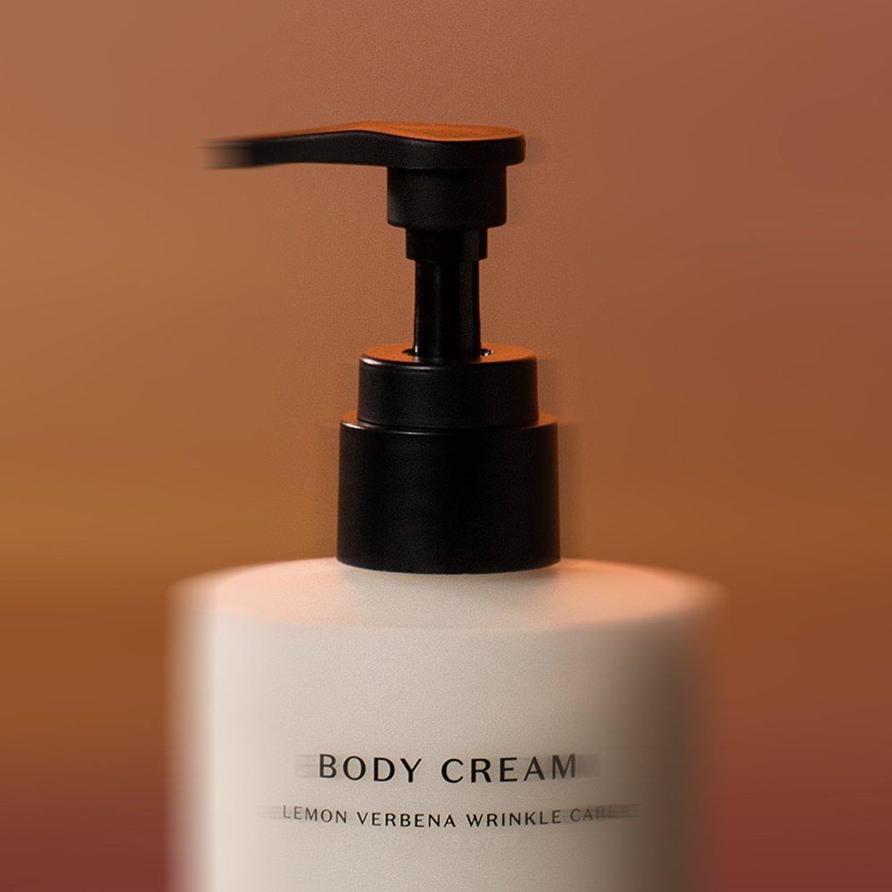 Calmomentree French Lemon Verbena Wrinkle Care Body Cream 450ML