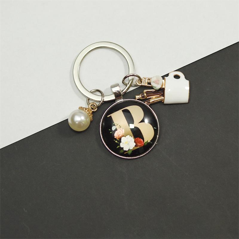 1PC Monogrammed Keychain Simple Pearl Keychain Small Gifts Keychain Black Gift Multi-Style