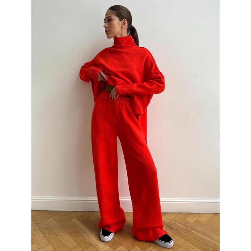 Женский осенне-зимний комплект из свитера и брюк с высоким воротом и утолщенной трикотажной вязки