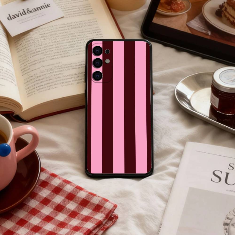 B-Burgundy W-White Stripe Phone Case For Samsung S 25,24,23,22,30,21,10,9,Ultra,Plus,Lite,FE,4,5 G Soft Black Case