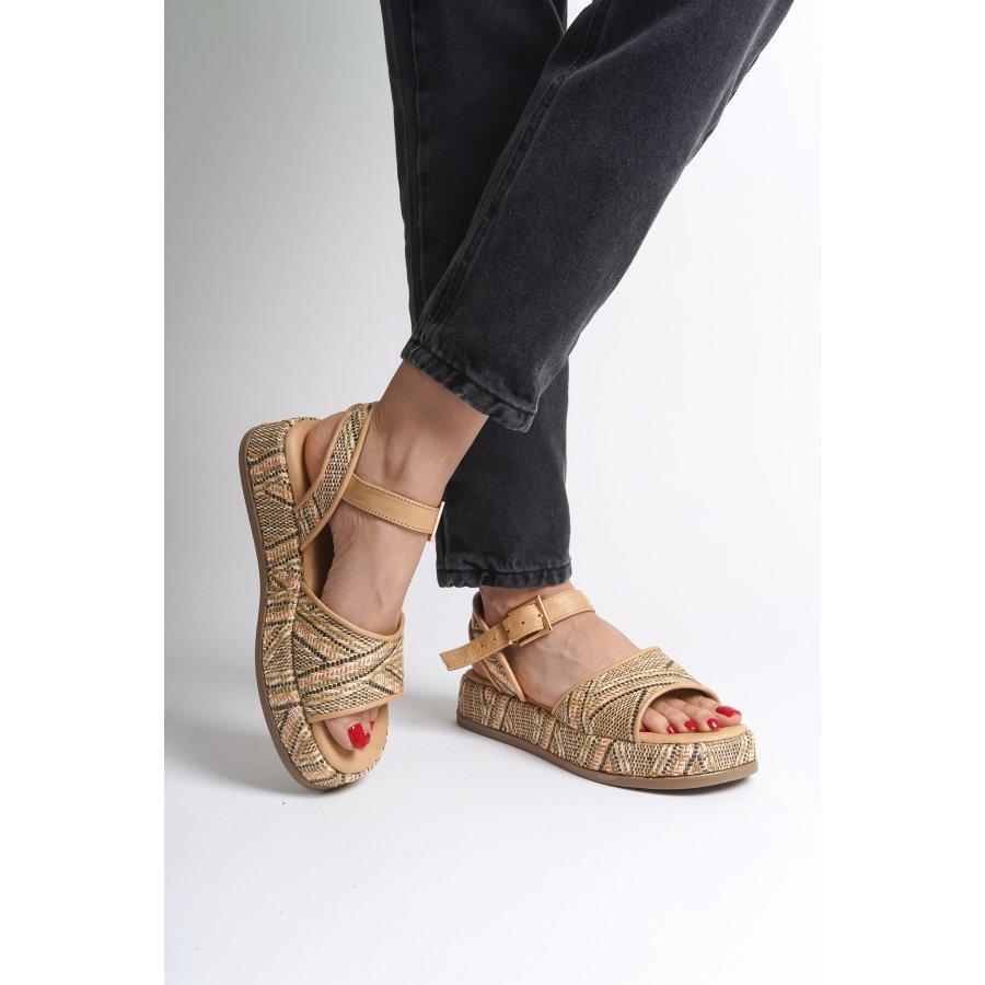 Женские повседневные стильные сандалии