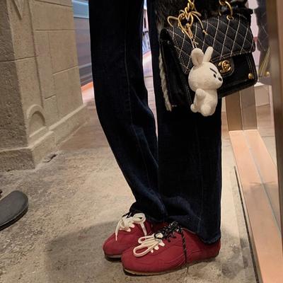 2025 нишевые кроссовки с квадратным носком и матовой отделкой, цветная женская модель, ретро, круглый носок, кожаная подошва на плоской подошве, повседневные кеды