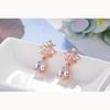 Design Sense Cold Wind Small Lock Fashion Zirconia Sparkling Classic Stud Earrings for Women Dazzling Female Elegant Accessories Timeless Jewelry