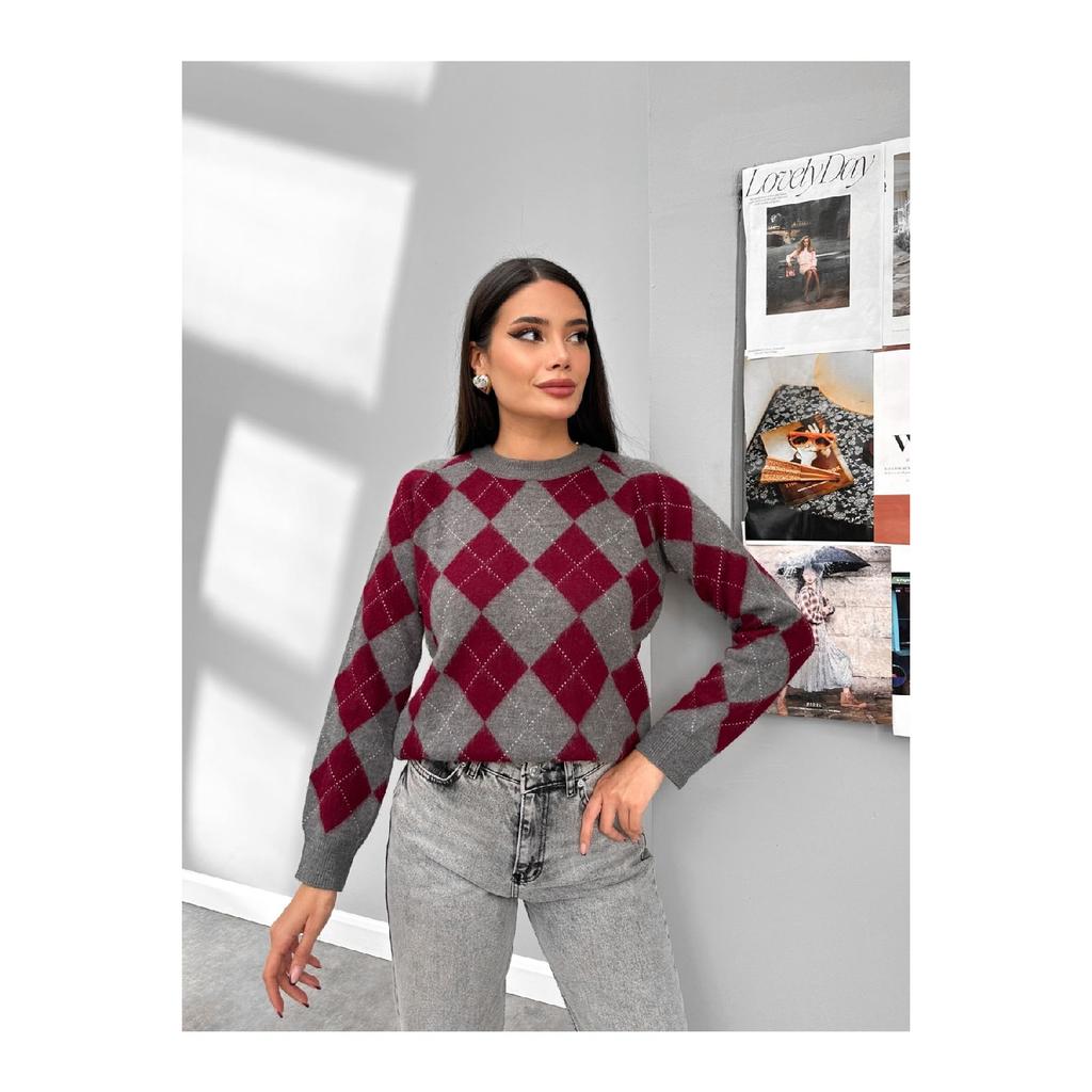 Square Pattern Sweater