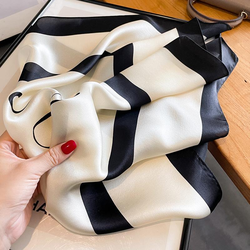 53 * 53cm Mulberry Silk Small Square Scarf Multifunctional Professional Fashion Decoration Silk Scarf For Spring And Autumn Warmth Shawl