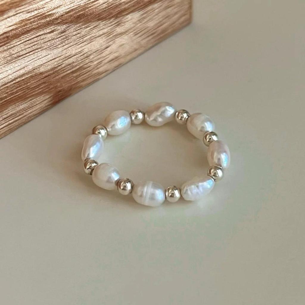 Простое геометрическое открытое кольцо-кроссовер для женщин – Универсальное, модное и уникально разработанное.