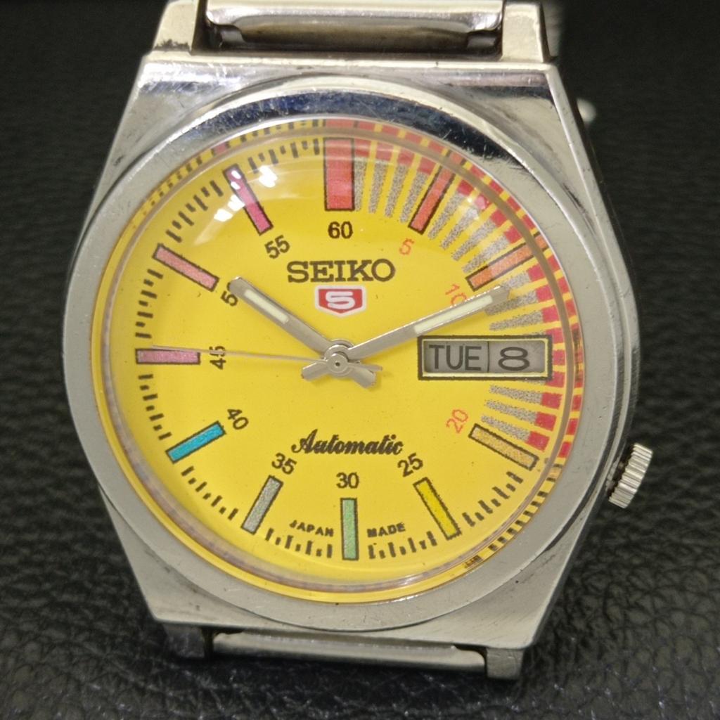 SEIKO 5 AUTOMATIC 7009A VINTAGE JAPAN MENS YELLOW COLOR DIAL WATCH a701490-5 R206b-a701490
