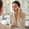Beauty Line Выравнивающий праймер-крем для ухода 15 мл Легкий антивозрастной праймер для лица для мелких морщин и морщин Выравнивающая основа под макияж Увлажнение кожи