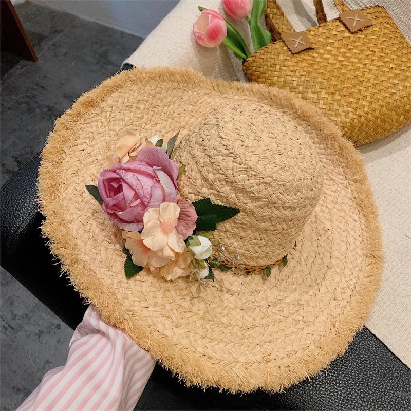 Women's Summer Floral Hand Woven Raffia Straw Hat French Style Wide Brim Sun Protection Hat Beach Vacation Sun Hat