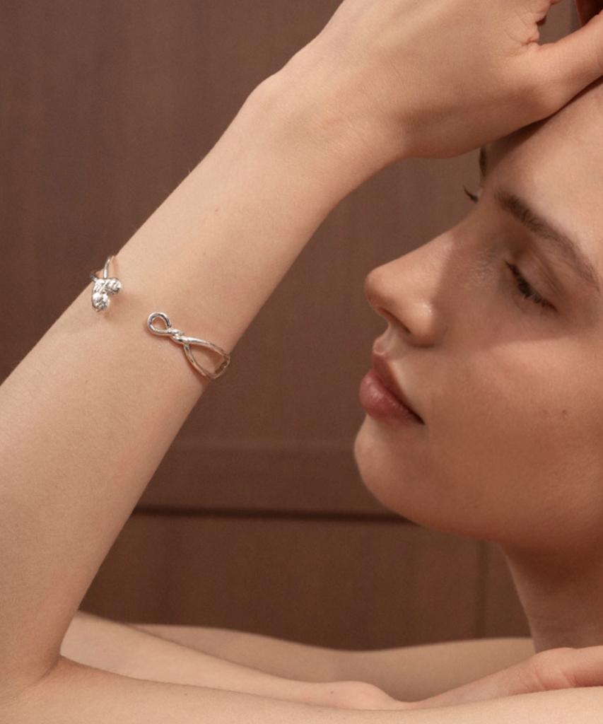 Jnui Twin Heart Bracelet 1819Cm