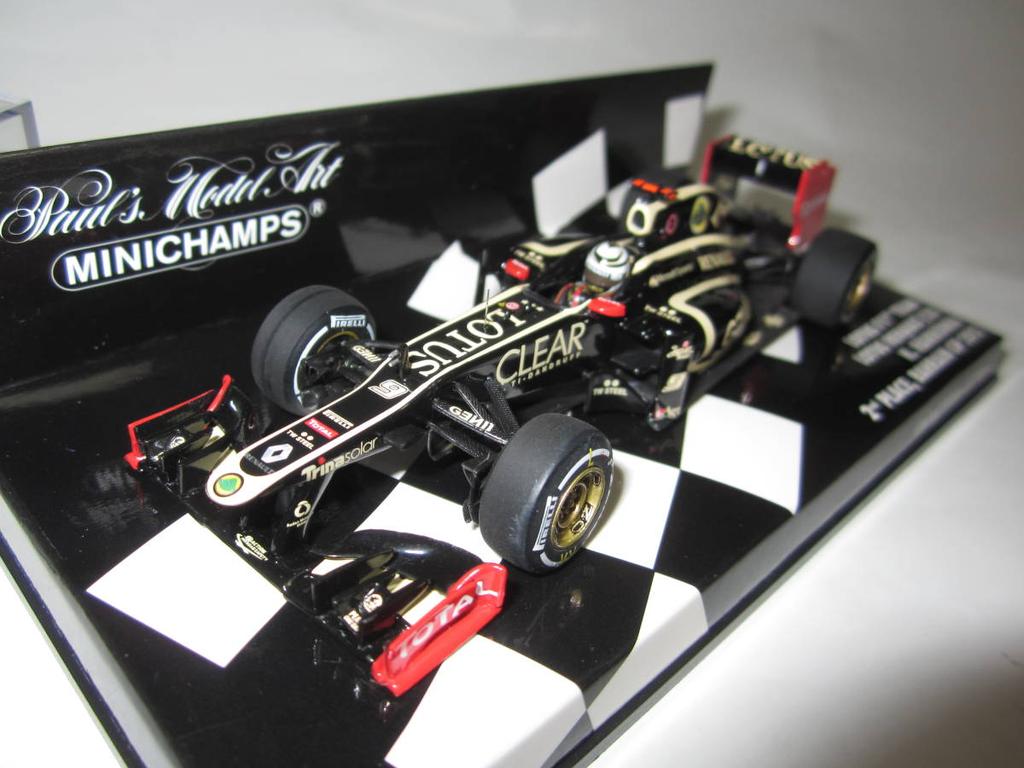 [Б/У] PMA Mini Champs 1/43 Lotus E20 Renault №. 9 2012 Гран-при Бахрейна 2-е место Кими Райкконен (Антенна добавлена)