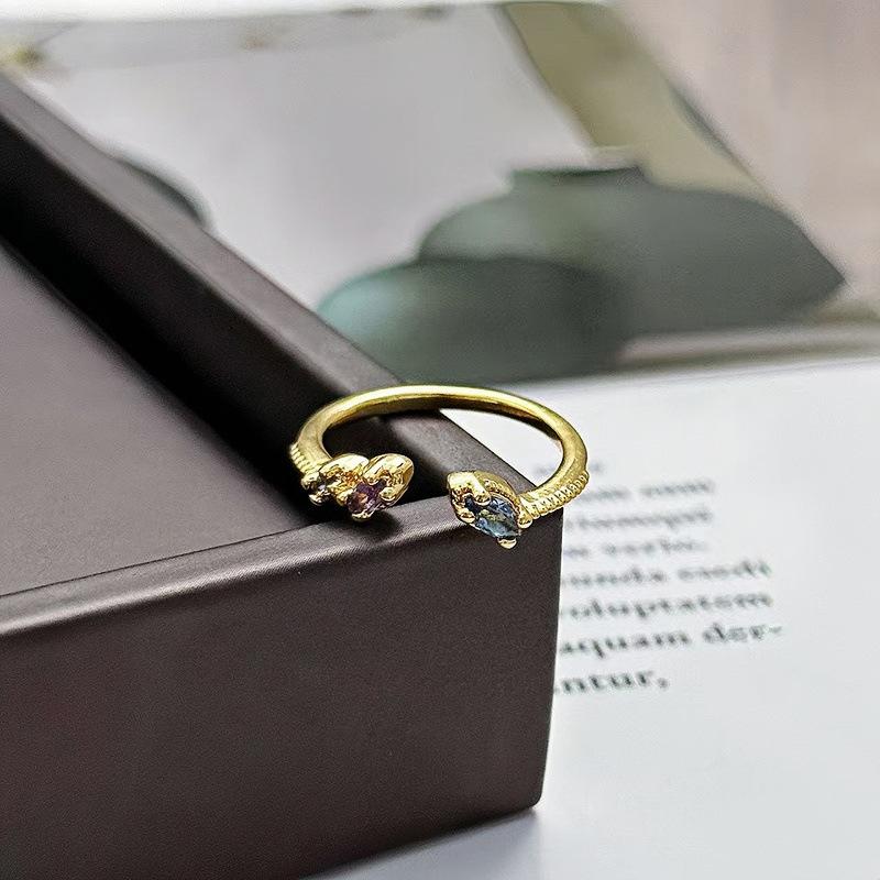 Средневековое французское ретро кольцо с открытой шинкой и полным бриллиантом, модное, с высоким чувством стиля и темпераментом, нишевый дизайн, изысканные бриллиантовые аксессуары для женщин