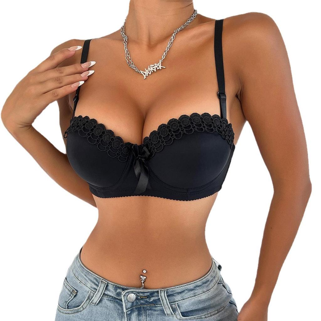 Черный бюстгальтер полукубок на косточках с кружевной отделкой и деталью в виде бантика