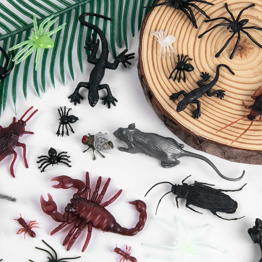 Realistic Plastic Bugs Trick Joke Decoration Scary Insects Fake Cockroaches Spider Halloween Prank Toy Bug April Fools Day Decor