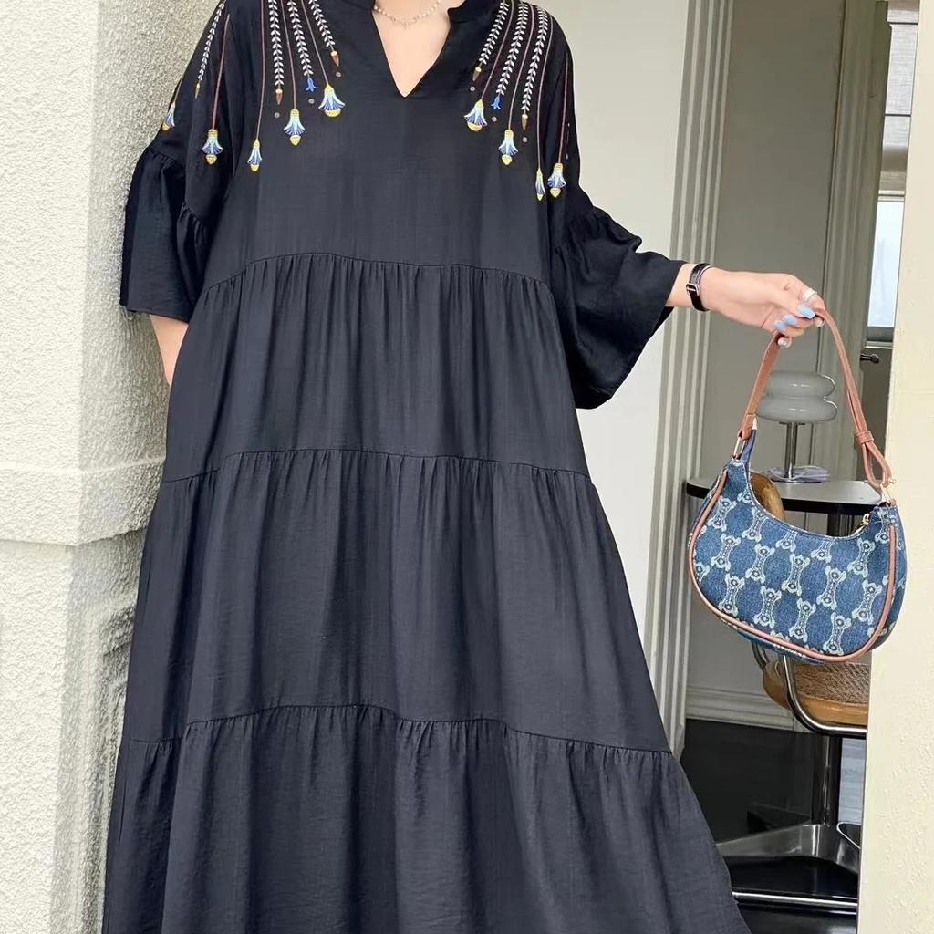 Clothland Женское Элегантное Вышитое Платье V-образный Вырез Расклешенные Рукава Свободный Стиль Цельный Ретро Миди Платья