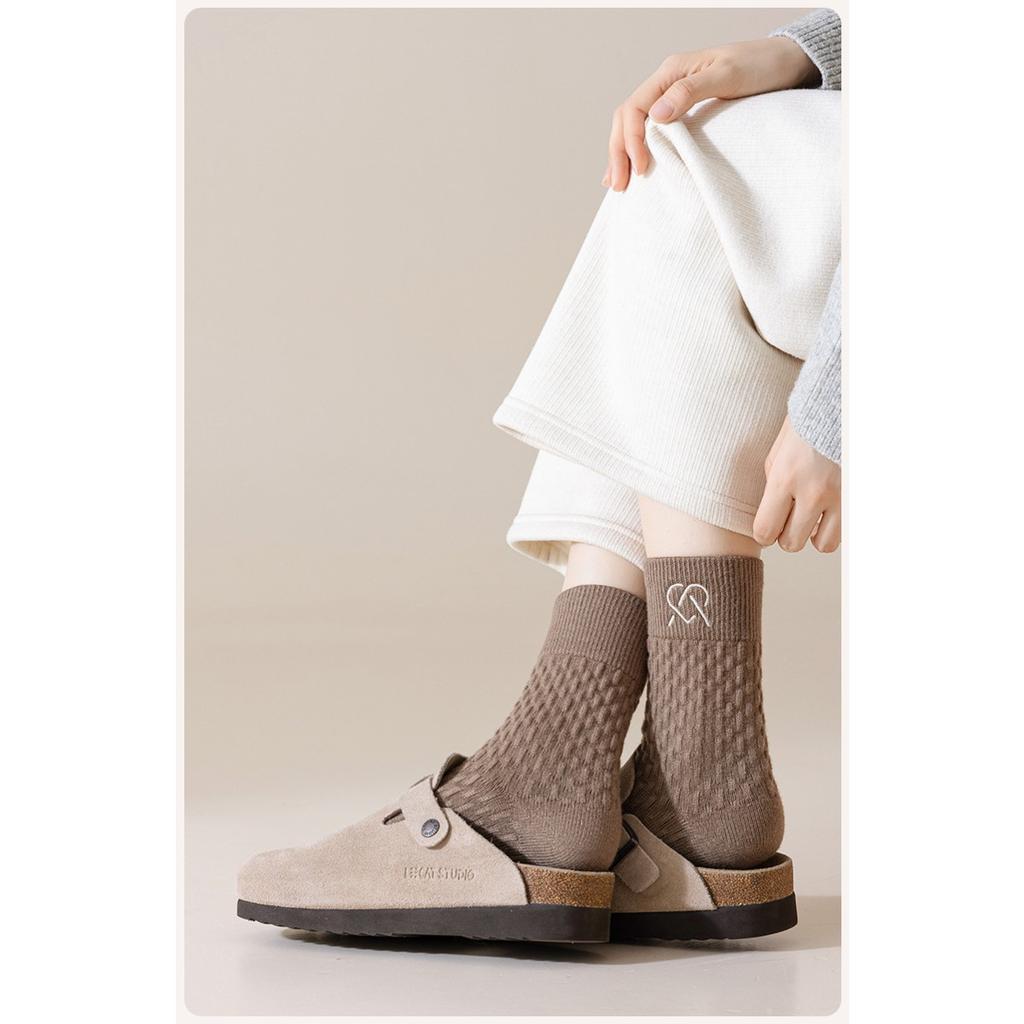 10-1 Women's Warm Winter Socks - Anti Freeze Breathable Soft Beige and Black, Seamless Women's Long Socks, Women's Medium Socks, Christmas Day Socks