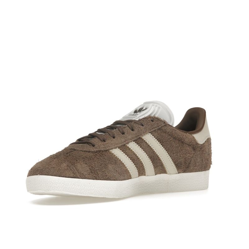 Adidas Кроссовки женские Gazelle Earth Strata коричневые Wonder-White Off-White IG4392