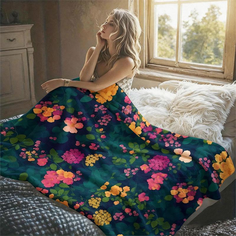 Bright Wild Floral Print Flannel Blanket Warm Soft Halloween Christmas Decorative Couch Warm Cozy All-Season Gift