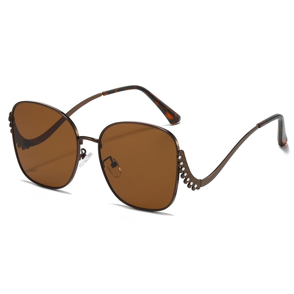 New Luxury Gradient Square Women Sunglasses  Personality Brand Metal Diamond Curved Leg Design Trendy Men Sun Glasses Uv400