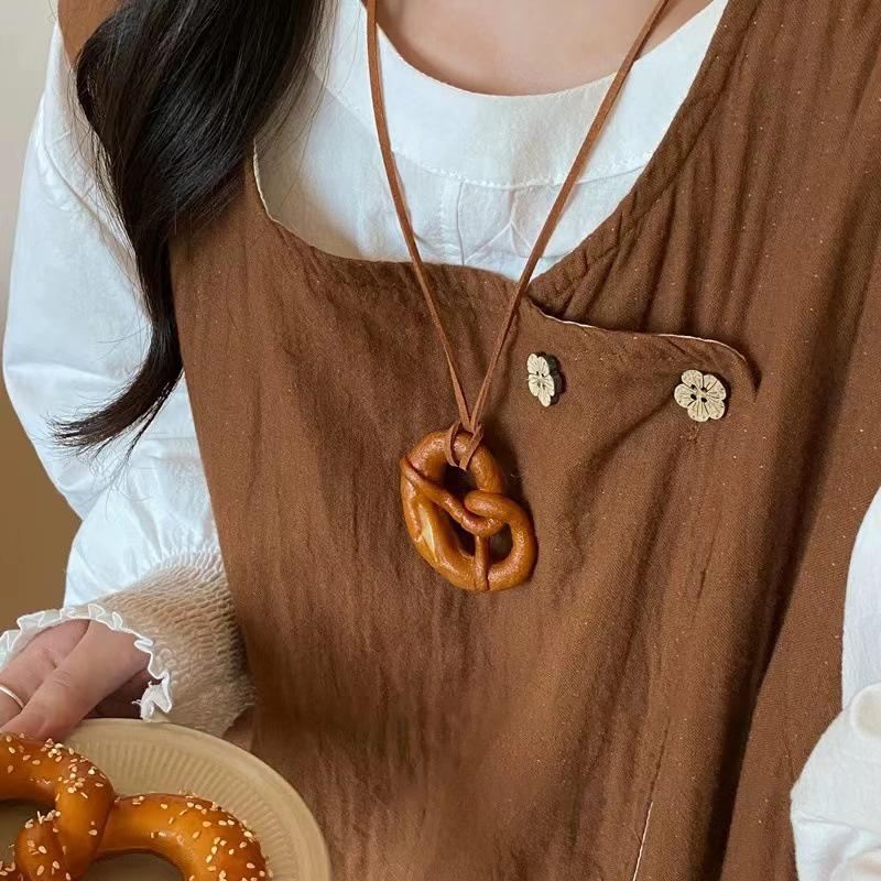 Творческий брелок для ключей в виде хлеба с щелочной водой, симпатичное улыбающееся лицо, плетеная веревка, брелок для рюкзака, украшения, аксессуары, подарки