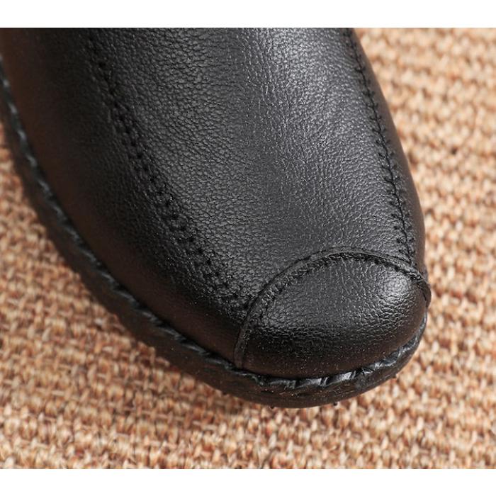 Повседневная женская обувь. Старинная обувь. Новая модная обувь для мам. Туфли среднего возраста. Непромокаемая маленькая кожаная обувь на мягкой подошве.