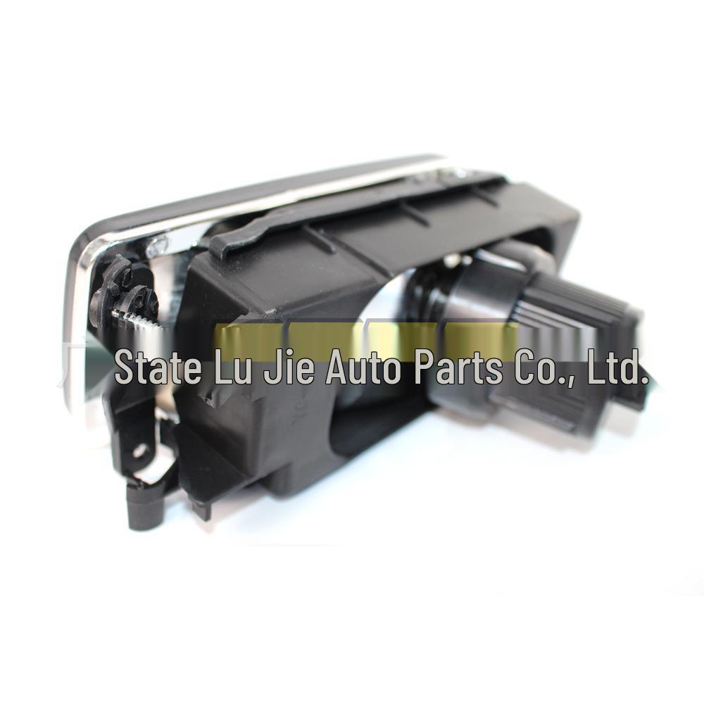 Светло-серый противотуманный бампер для BMW E36 (1992-1998 гг.) - Номера деталей 63178357389, 53178357390