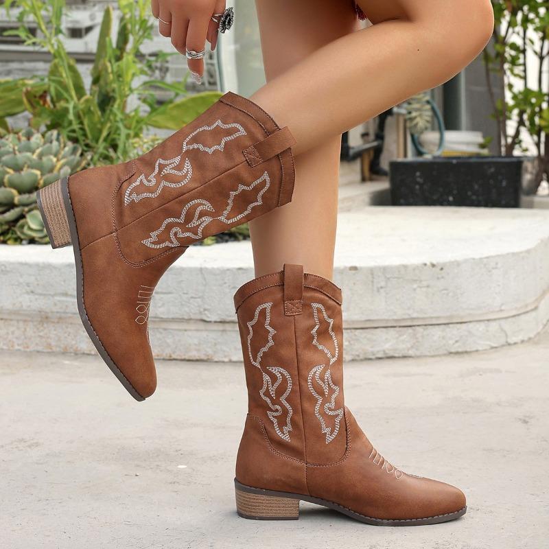 Мода 2024 Высококачественная женская обувь Женские сапоги без застежек Модные вышитые современные сапоги Женские зимние сапоги больших размеров до середины икры