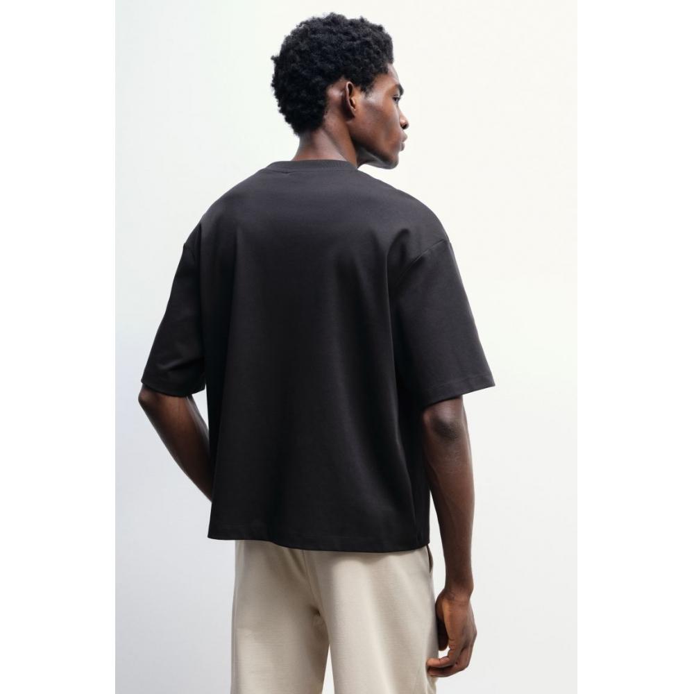 Футболка свободного кроя HM, черная