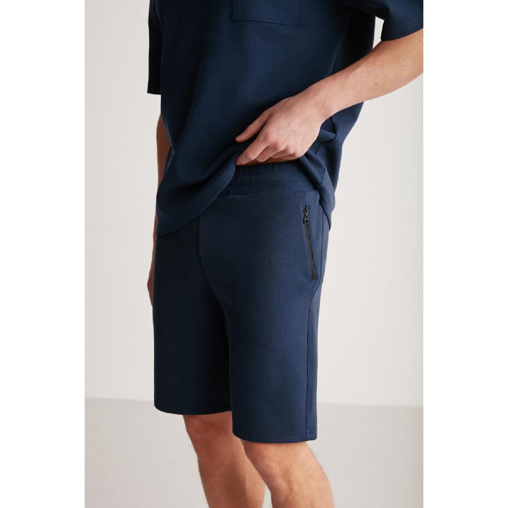 Черные одинарные шорты Colin Regular