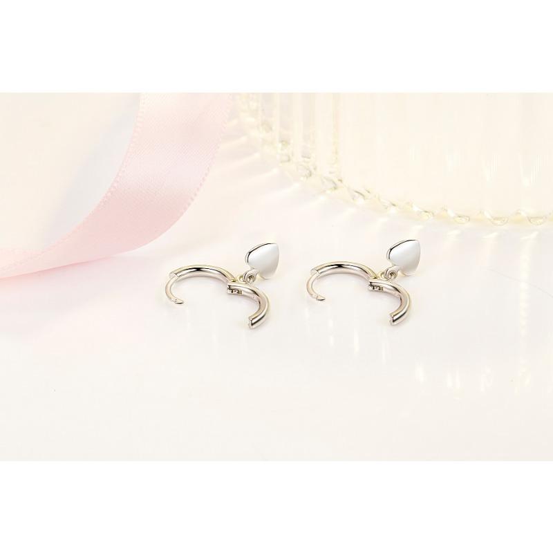 INS Cool Style Simple Ear Clip Корейская мода Love Heart Shape Серьги Серьги Женские серьги Кольца