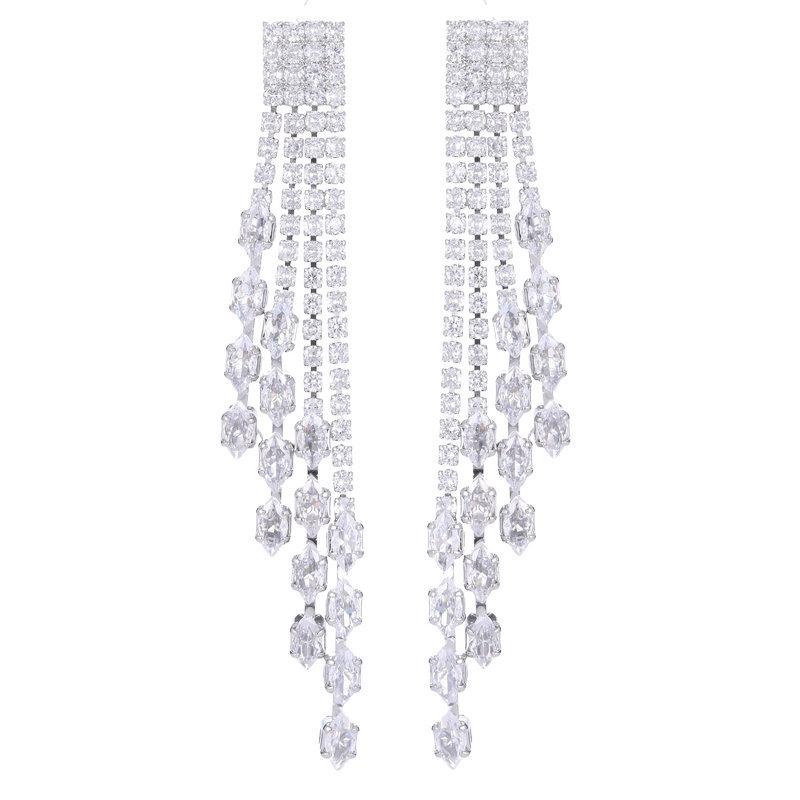 Платье высокого класса в стиле легкой роскоши с серьгами, трендовая атмосфера, супер блеск, полностью усыпанное бриллиантами, длинные серьги с циркониевой бахромой, визуально удлиняющие лицо