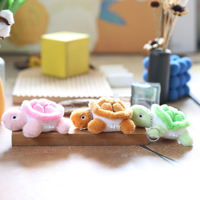Милая маленькая черепашка Маленькая подвеска Плюшевая игрушка Кукла Мультяшный брелок для сумки Кукла-кукла