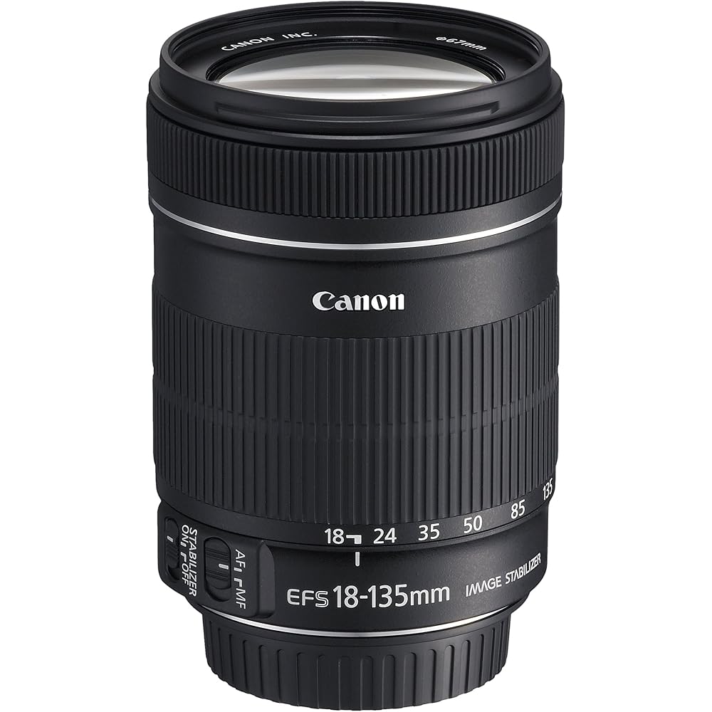 Canon Standard Zoom Lens EF-S18-135mm F3.5-5.6 IS APS-C Compatible